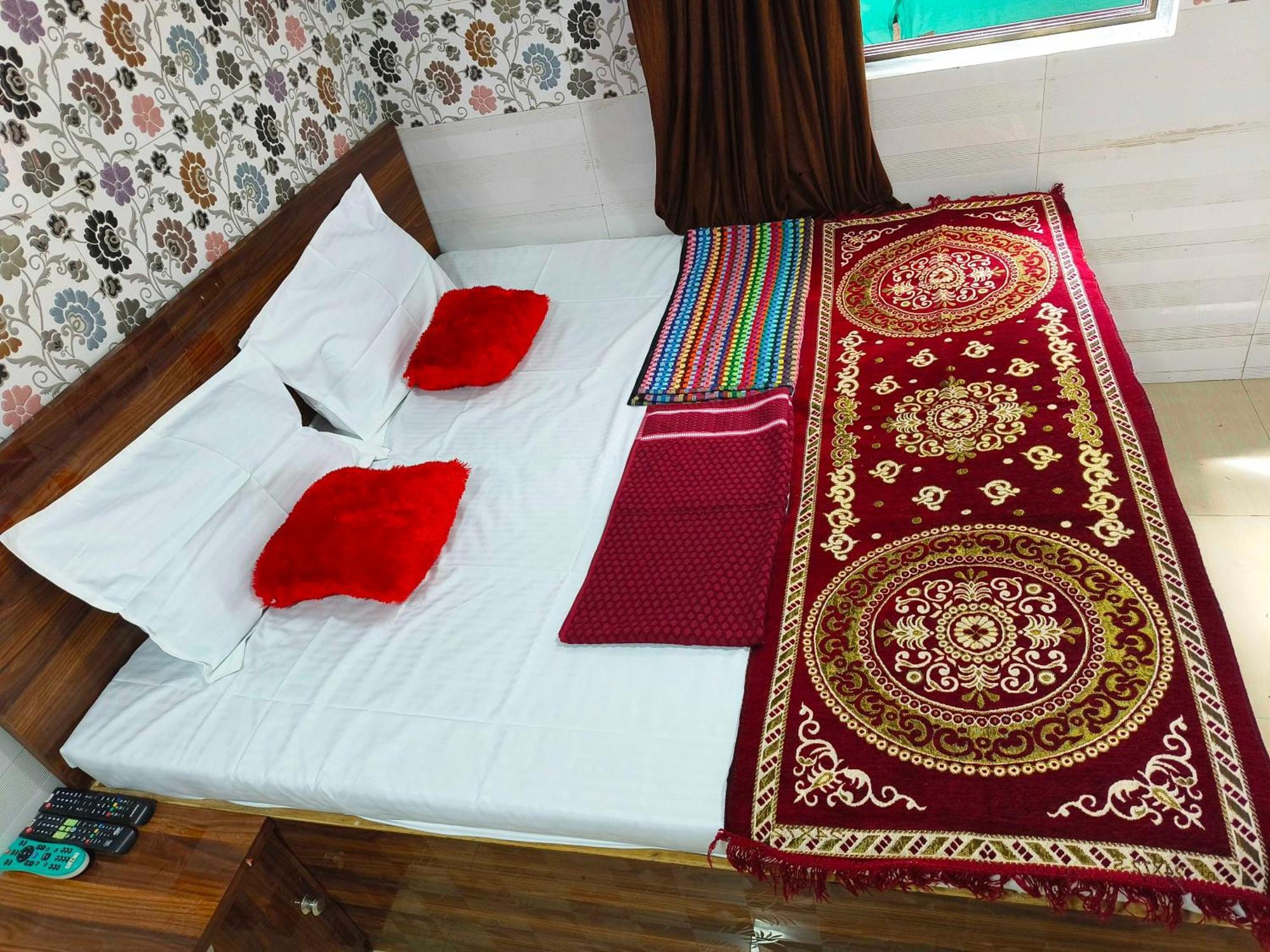 Hotel O Sai Palace Mumbai Ngoại thất bức ảnh